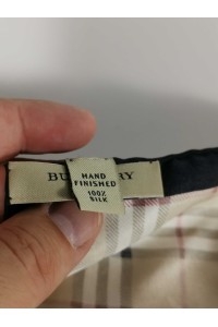 Burberry Μεταξένιο Φουλάρι
