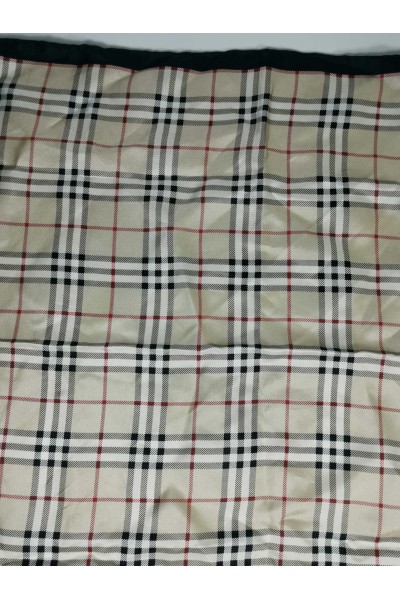 Burberry Μεταξένιο Φουλάρι
