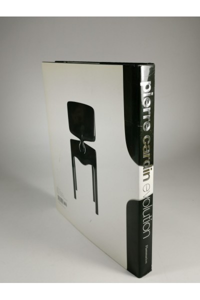 Βιβλίο Pierre Cardin Evolution Furniture and Design από Benjamin Loyaute