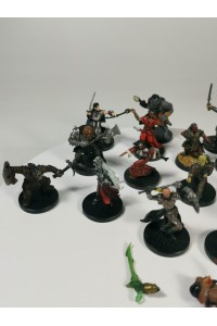 16 Φιγούρες Dungeons and Dragons 2005