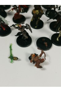16 Φιγούρες Dungeons and Dragons 2005