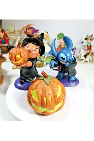 Πορσελάνινες Φιγούρες της Disney Lilo and Stitch TRICK OR TREAT Halloween της WDCC