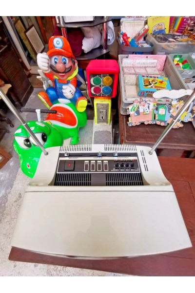 Vintage Λευκή Τηλεόραση Grundig Triumph 1415