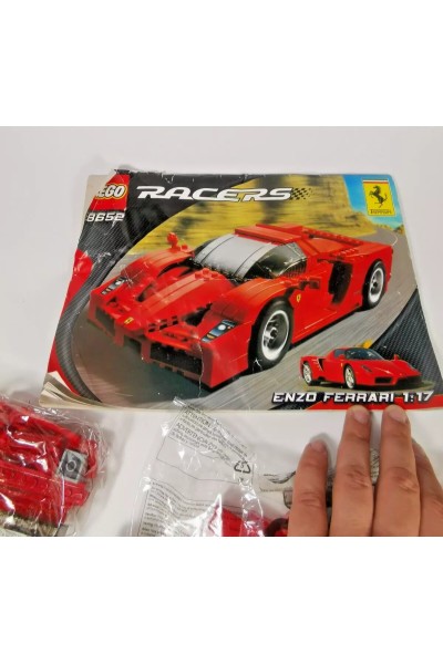LEGO Racers Enzo Ferrari 8652 1:17 Scale 2005