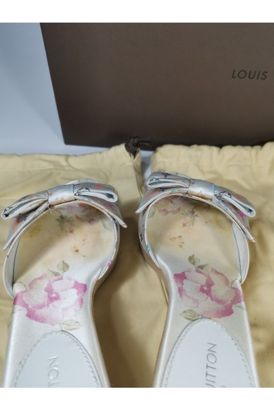 LOUIS VUITTON Λευκές Πολύχρωμες Σατέν Ξύλινες Γόβες Μέγεθος 37