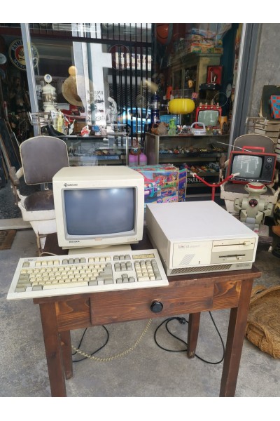 TULIP AT COMPACT 3 PC WITH TULIP KEYBOARD &amp SAMSUNG MONITOR