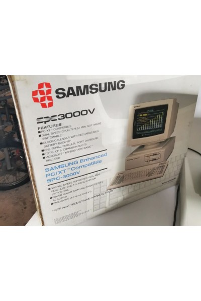 SAMSUNG SPC 3000V + SAMSUNG MONITOR MY2525 + MANUALS &amp BOXES
