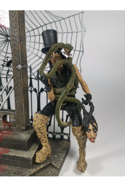 ALICE COOPER SUPER STAGE ACTION FIGURE BY MCFARLANE TOYS SPAWN