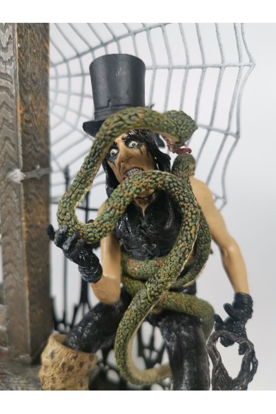 ALICE COOPER SUPER STAGE ACTION FIGURE BY MCFARLANE TOYS SPAWN