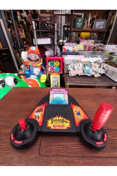 Sugar Ray Leonard Electronic Talking Boxing by Tiger Electronics