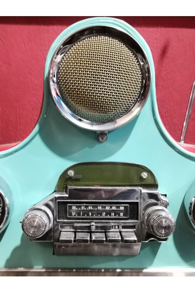 1974 CADILLAC ELDORADO 8-TRACK/AM-FM RADIO PATENT
