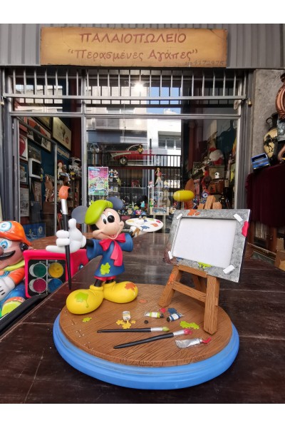 Μεγάλο Άγαλμα Ρητίνης της Disney Mickey Mouse Ζωγράφος με Πίνακα για Φωτογραφία