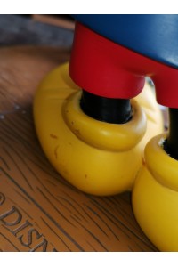 Μεγάλο Άγαλμα Ρητίνης της Disney Mickey Mouse Ζωγράφος με Πίνακα για Φωτογραφία