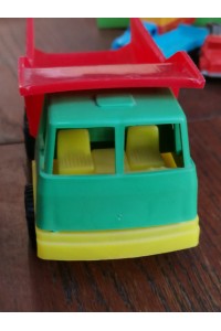Ελληνικό Πλαστικό Παιχνίδι Φορτηγό της Aper Toys