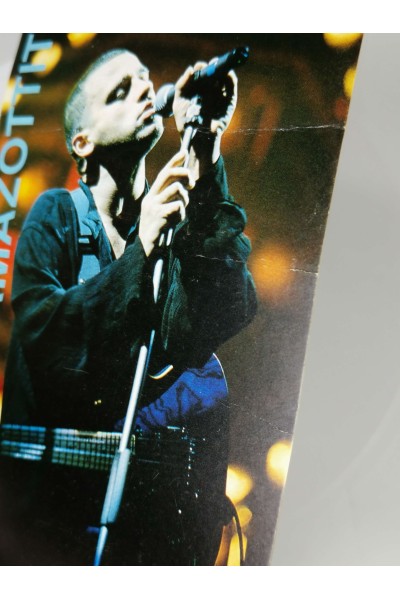 Collectible Postcard Eros Ramazzotti Heroes Publishing Ltd.
