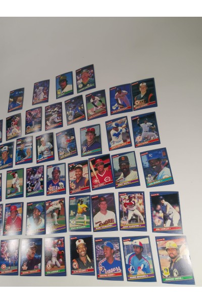 Set of 50 Donruss 1986 Baseball Trading Cards Used