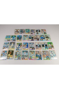 30 Topps Baseball Cards 1982