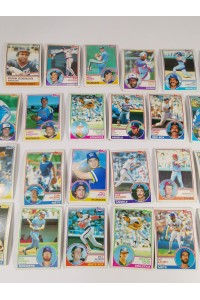 30 Topps Baseball Cards 1982
