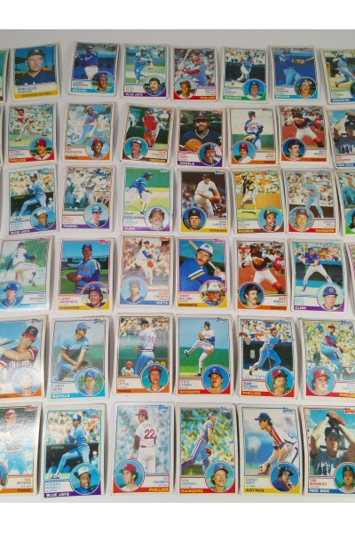 54 Topps Baseball Cards 1982