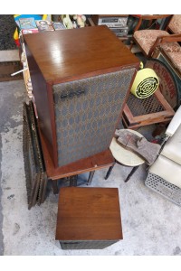 Marantz HD77 Speakers Used, with Original Covers
