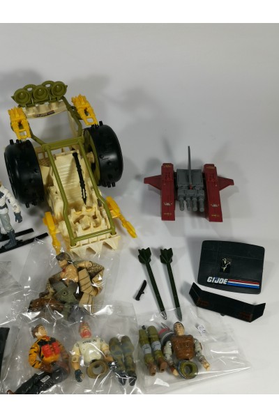 G.I. Joe Vintage Lot – 25 Φιγούρες & 5 Οχήματα Hasbro (80s–90s) – Ελλιπές / Για Επισκευή