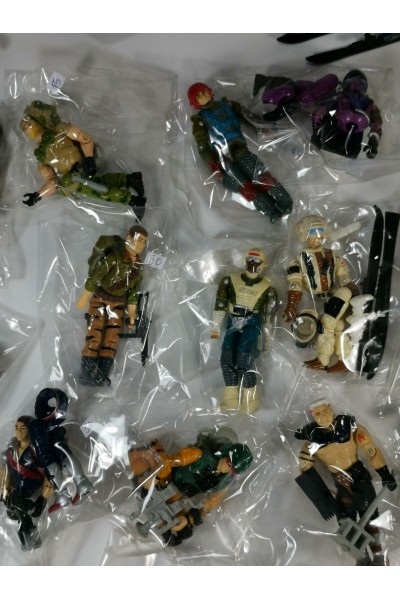 G.I. Joe Vintage Lot – 25 Φιγούρες & 5 Οχήματα Hasbro (80s–90s) – Ελλιπές / Για Επισκευή
