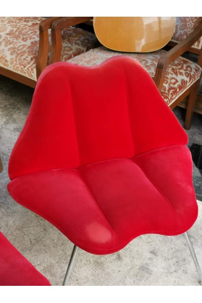 Σετ 2 “Lips Chairs” Καρέκλες Σχήμα Χειλιών Vintage Pop Art Statement
