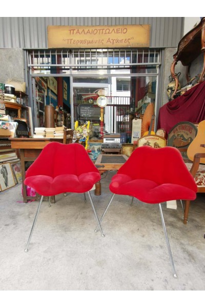 Pair of “Lips Chairs” Lip-Shaped Pop Art Vintage Statement Chairs
