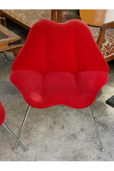 Σετ 2 “Lips Chairs” Καρέκλες Σχήμα Χειλιών Vintage Pop Art Statement