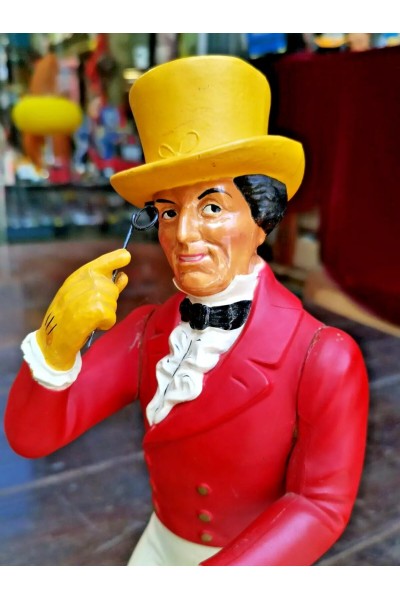 Vintage Johnnie Walker Advertising Figure Collectible Whisky Bar Display