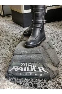 Lara Croft Tomb Raider Legend Life-Size Άγαλμα Φιγούρα Βιτρίνας