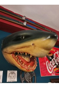Life-Size Shark Head Prop JAWS Wall-Mounted Display Movie Prop