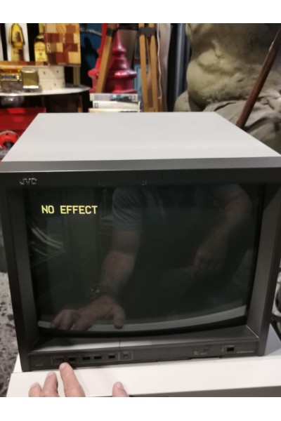 JVC TM-H1700G 17″ CRT Monitor Λειτουργεί Χρειάζεται Επισκευή