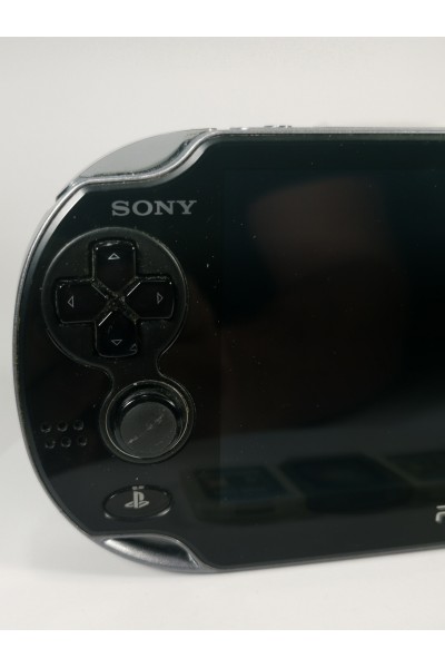 Sony PS Vita PCH-1004 OLED + 4 Games + 8 GB Memory Card + After Market Charger