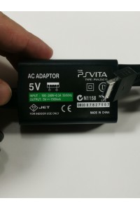 Sony PS Vita PCH-1004 OLED + 4 Games + 8 GB Memory Card + After Market Charger