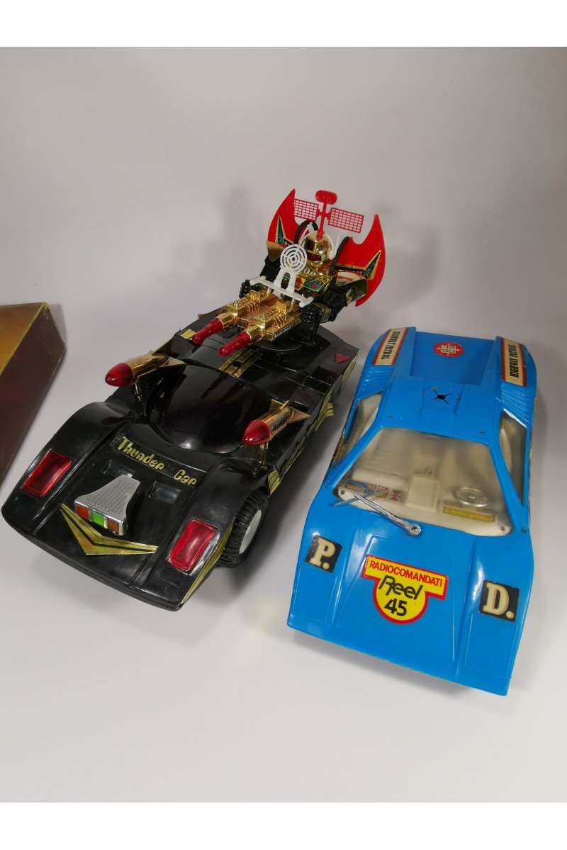Set of 2 Vintage RC Cars Thunder Car & Radiocomandati Reel 45 Police For Repair or Display