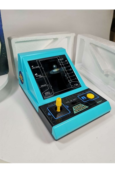 Vintage Ηλεκτρονικό Παιχνίδι Space Invader Gakken Φορητό Arcade με Κουτί & Οδηγίες