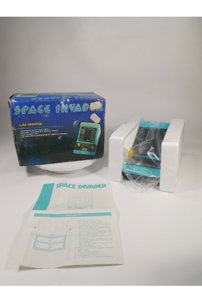 Vintage Ηλεκτρονικό Παιχνίδι Space Invader Gakken Φορητό Arcade με Κουτί & Οδηγίες