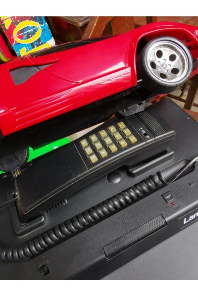 Vintage Τηλέφωνο Lamborghini Countach από την Telemania