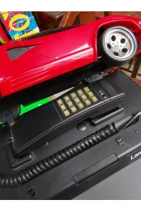 Vintage Τηλέφωνο Lamborghini Countach από την Telemania