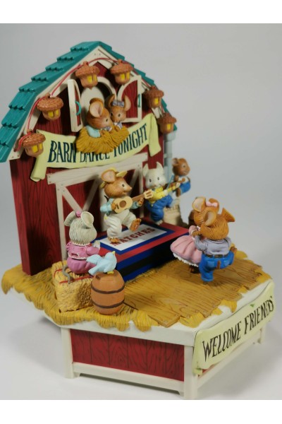 Enesco 1990 Haystack Hoedown Collectible Musical Box Mice Barn Dance