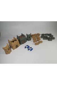 El Greco Castles and Siege Crossbows and Catapults Replacement Parts Vintage Board Game