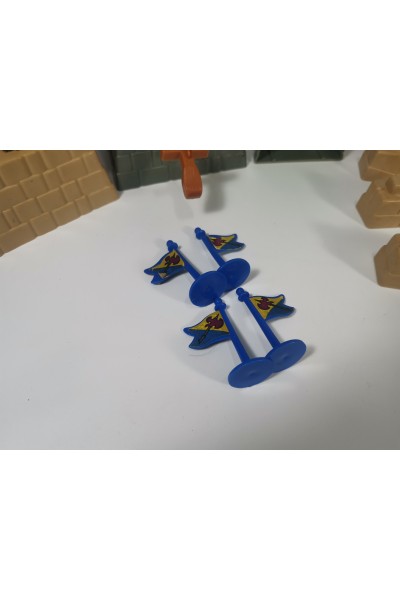 El Greco Castles and Siege Crossbows and Catapults Replacement Parts Vintage Board Game